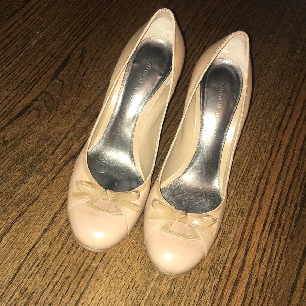 Antonio Melani pumps